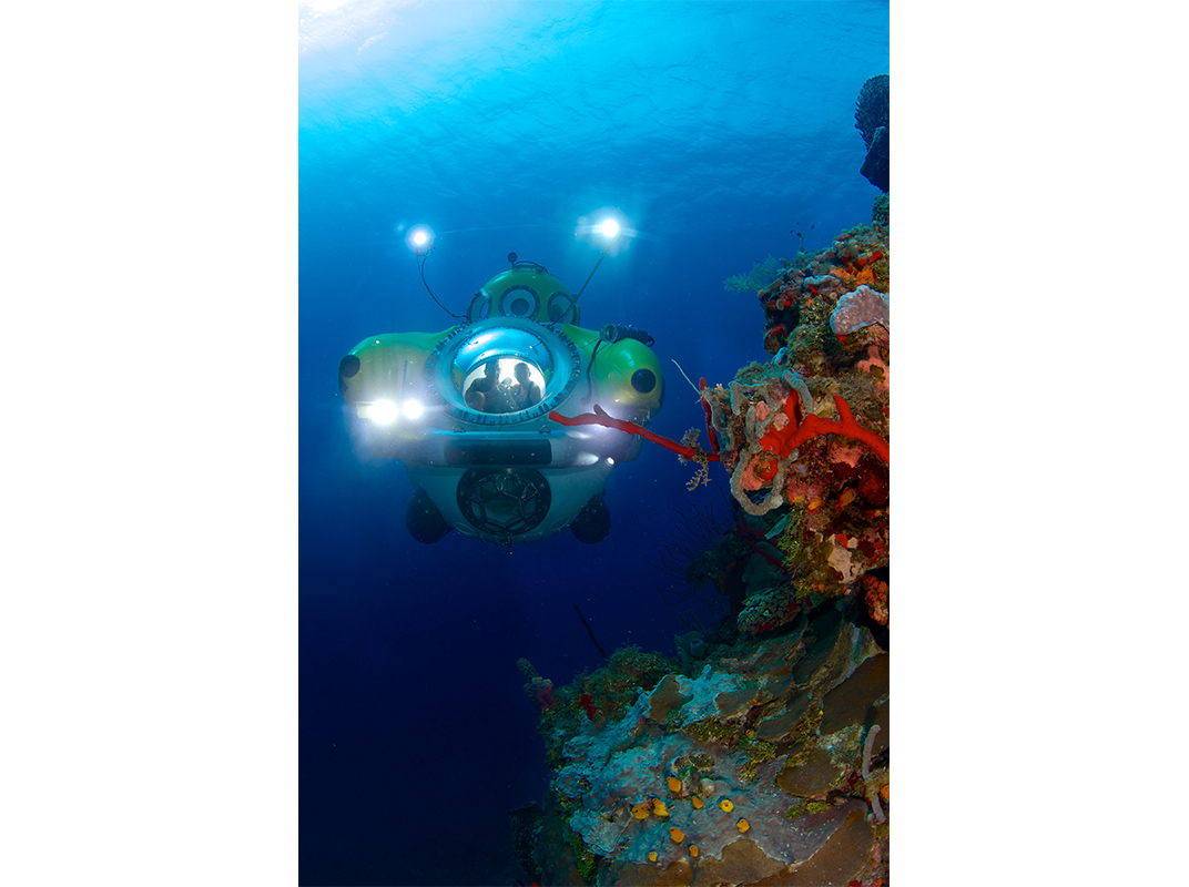 SEP2015_I08_BucketList_WEBRESIZE.jpg