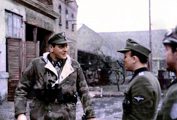 Bundesarchiv_Bild_183-R81453,_SS-Obersturmbannführer_Otto_Skorzeny_an_der_Oder_Recolored.jpg