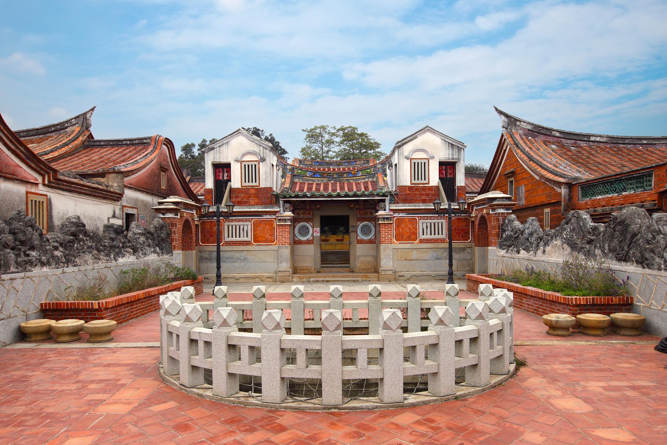Kinmen traditional architecture-Sean3810-iStock-525326509.jpg