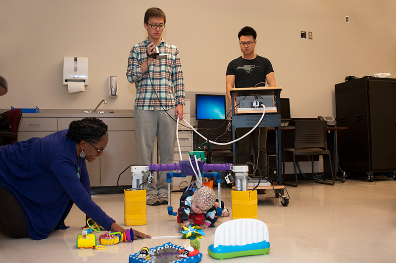 Assistive-Crawler-1.jpg