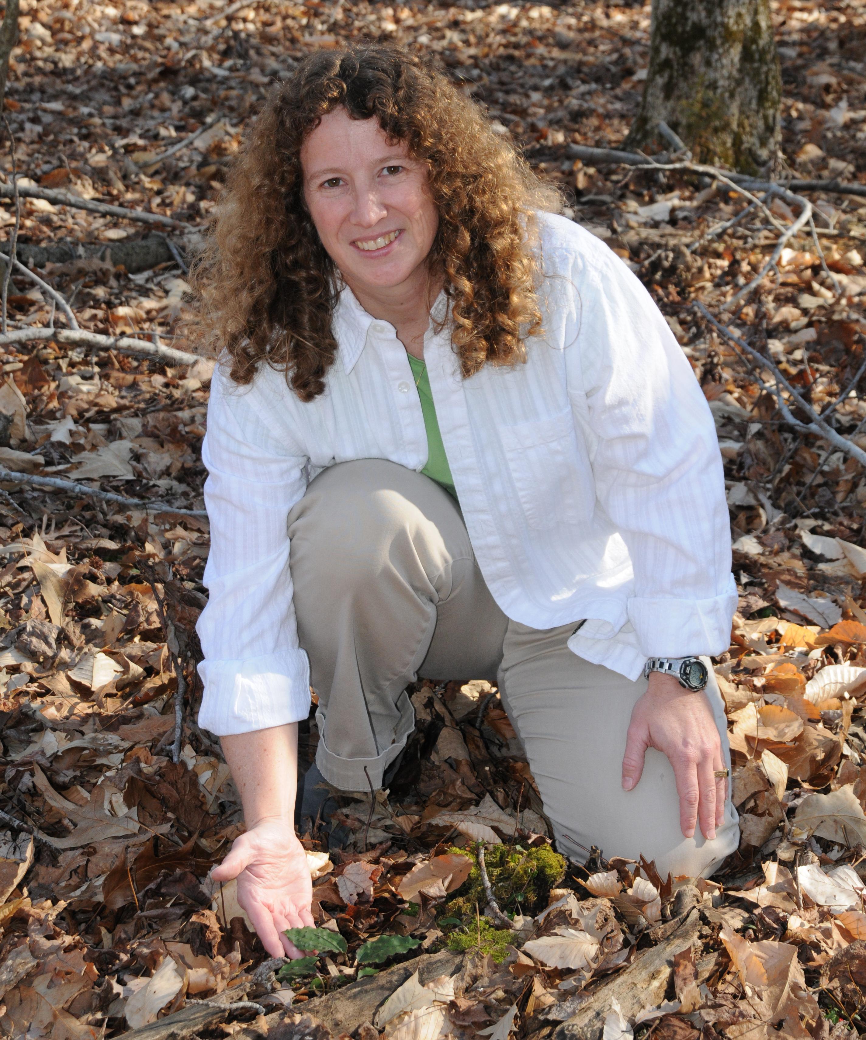 Melissa McCormick and Tipularia_byYiniMa_SERC.jpg