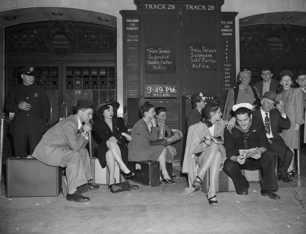 people-on-tracks.jpg