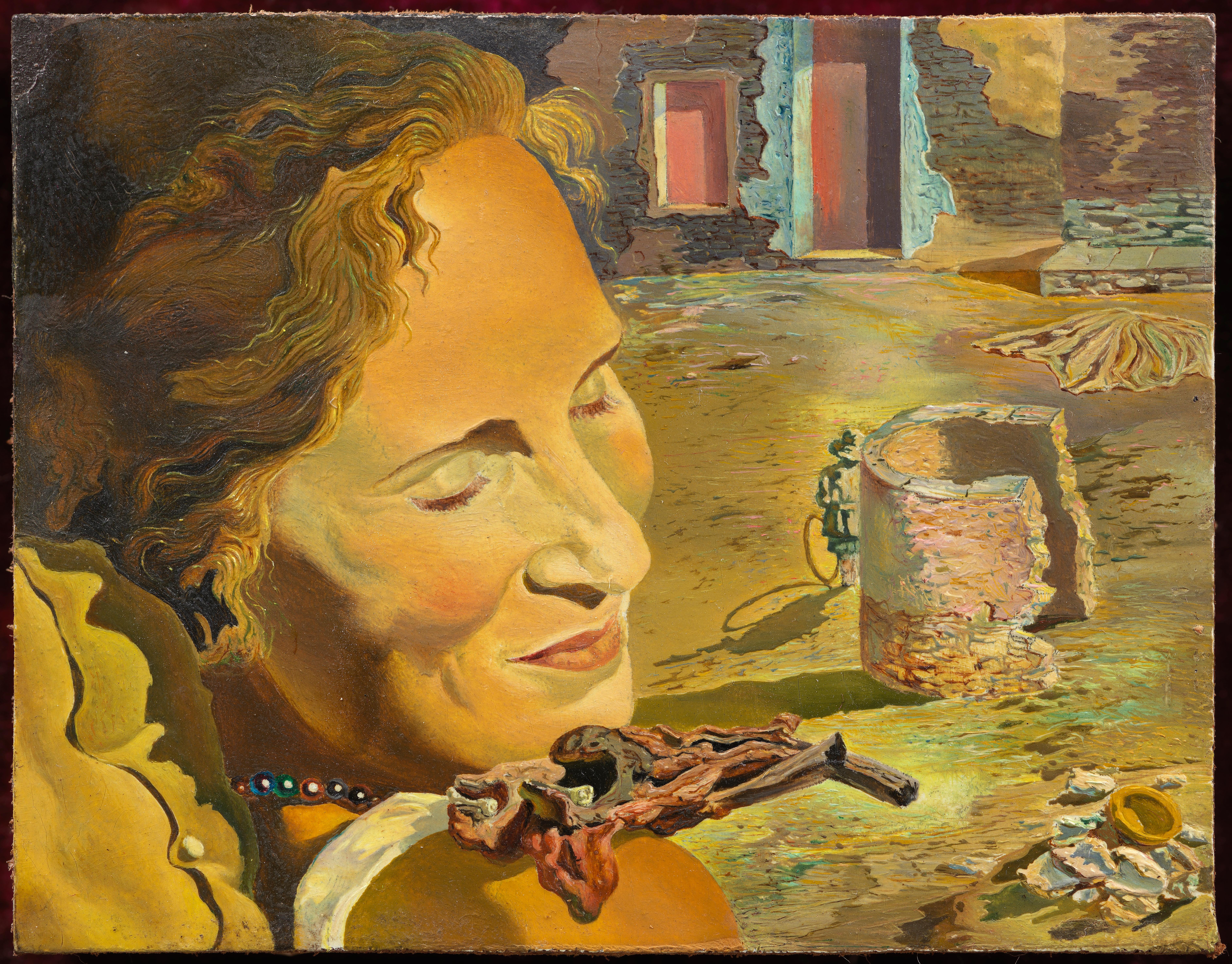 3._salvador_dali._retrat_de_gala_amb_dues_costelles_de_xai_en_equilibri_sobre_la_seva_espatlla._c._1934._c_fundacio_gala-_salvador_dali_figueres_2017_.jpg