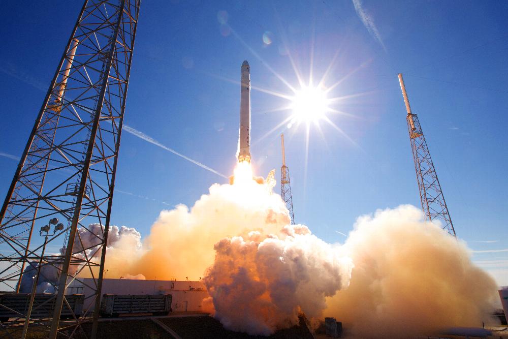 SpaceXFalcon9_low.jpg