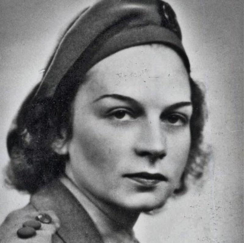 Jacqueline Nearne.jpg
