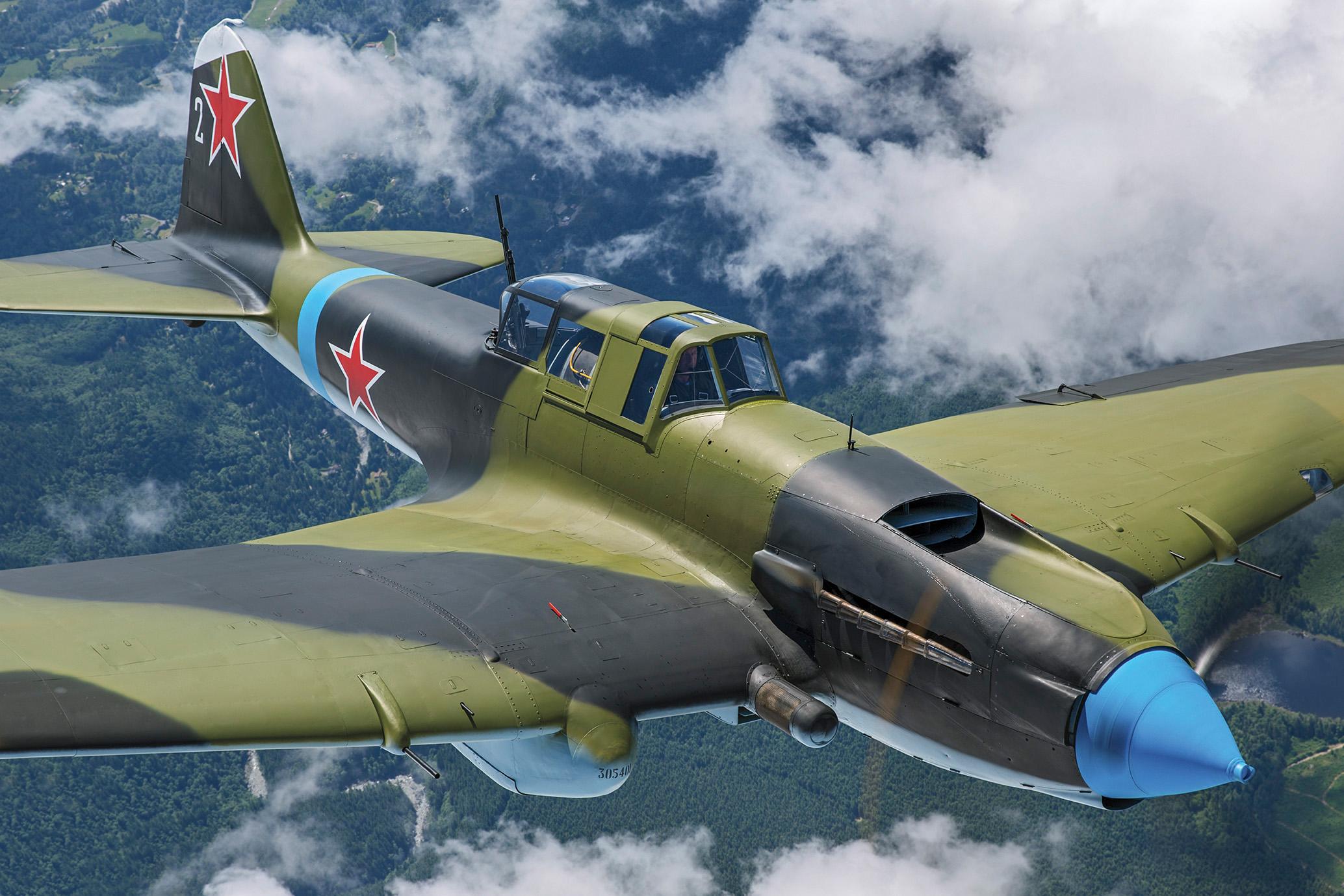 The Sturmovik’s squarish canopy