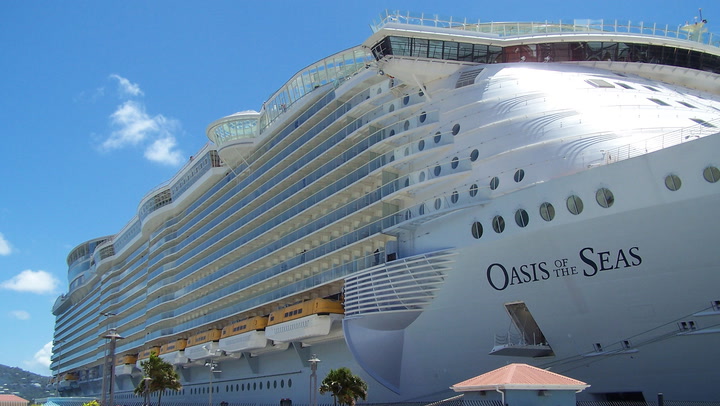 what is the biggest boat in the whole wide world oasis of the seas the biggest cruise ship in the world what is the biggest boat in the whole wide world oasis of the seas the biggest cruise ship in the world